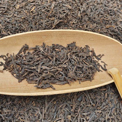 老茶批发 九年六堡茶500g广西梧州陈年黑茶熟茶批发