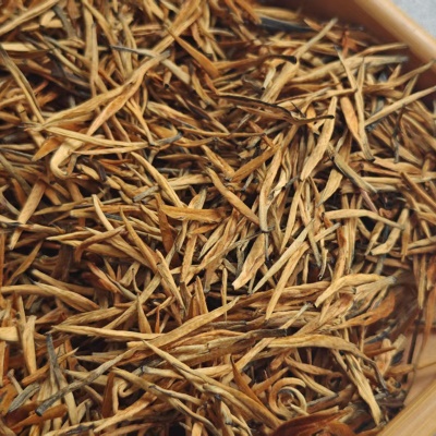 云南滇红红茶凤庆滇红小金针红茶散茶茶叶花蜜香工夫红茶大金针