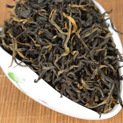 批发云南凤庆 滇红毛峰 红茶 古树滇红 功夫红茶茶 凤庆滇红 500g