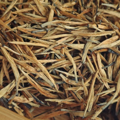 云南滇红红茶凤庆滇红小金针红茶散茶茶叶花蜜香工夫红茶大金针