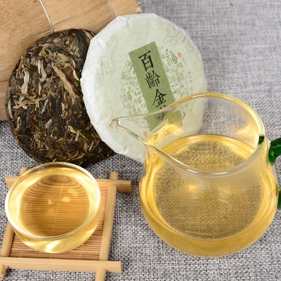 普洱生茶饼 早春春茶100克百龄金芽生茶 云南茶叶 不是老班章