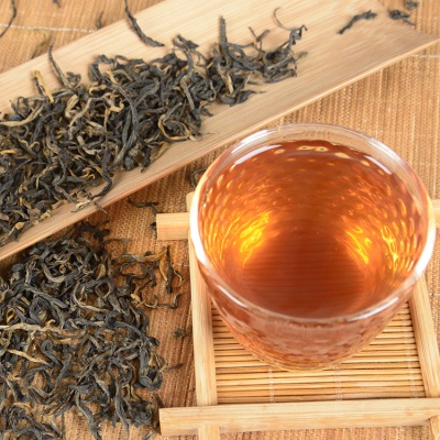 批发云南凤庆 滇红毛峰 红茶 古树滇红 功夫红茶茶 凤庆滇红 500g