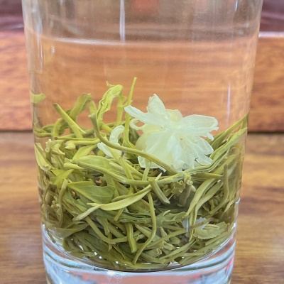 新茶茉莉花茶横县茉莉飘雪口粮茶花草茶叶自己喝罐装散装代用