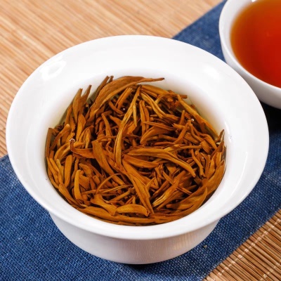 武夷山红茶金骏眉高档茶叶礼品礼盒装网红直播带货岩茶叶